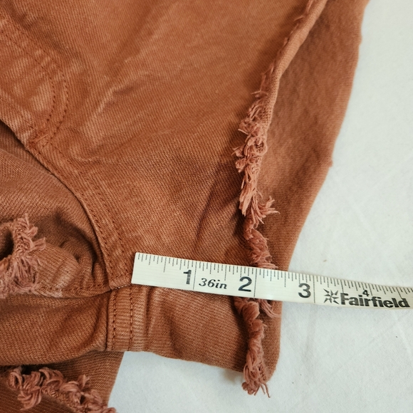 Denim Forum The Ex-Boyfriend Short frayed hem button fly rust brown 24 jean - Picture 11 of 13